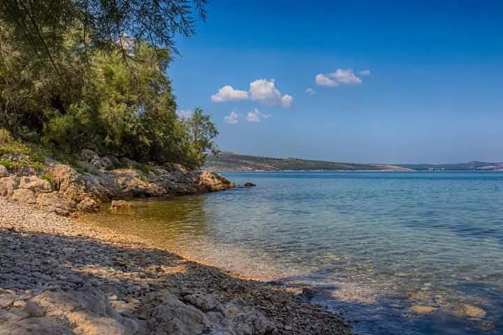 Apartments Cetiri Sestrice Novigrad  Buitenkant foto